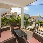 Modernes In Traumlage Nur 70 Meter Zum Mit Parkplatz, Meerblick, Hundefreundlich Apartment Selce