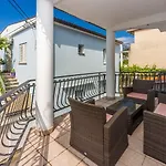 Modernes In Traumlage Nur 70 Meter Zum Mit Parkplatz, Meerblick, Hundefreundlich Apartment Selce