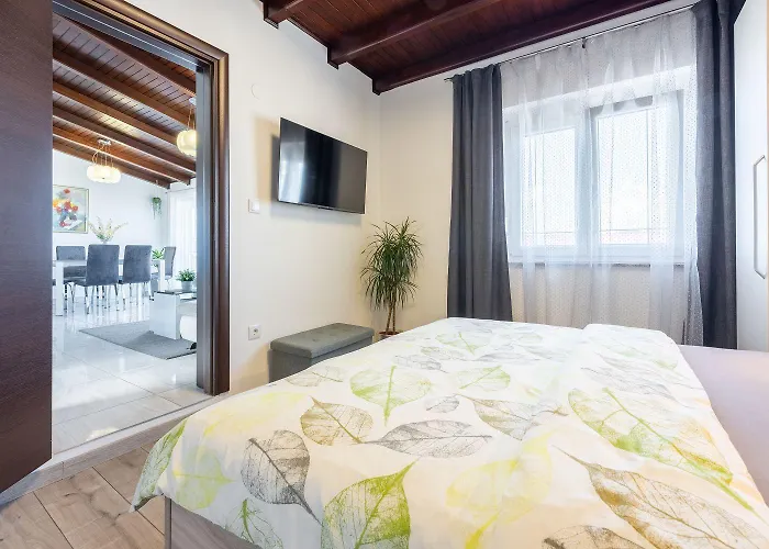 Modernes In Traumlage Nur 70 Meter Zum Mit Parkplatz, Meerblick, Hundefreundlich Apartmán Selce