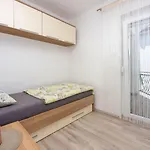 Modernes In Traumlage Nur 70 Meter Zum Mit Parkplatz, Meerblick, Hundefreundlich Apartmán