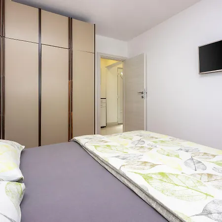 公寓 Modernes In Traumlage Nur 70 Meter Zum Mit Parkplatz, Meerblick, Hundefreundlich