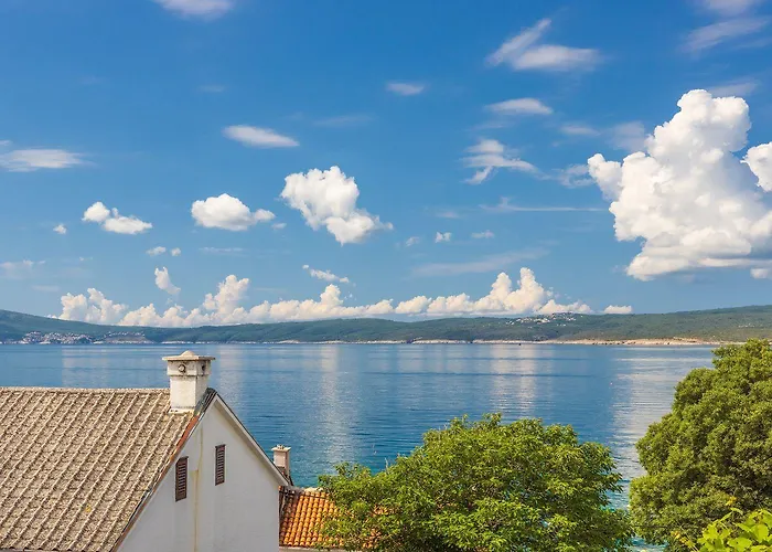 Modernes In Traumlage Nur 70 Meter Zum Mit Parkplatz, Meerblick, Hundefreundlich *